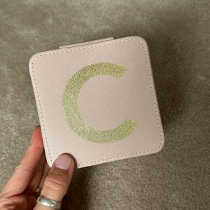 C jewelry box